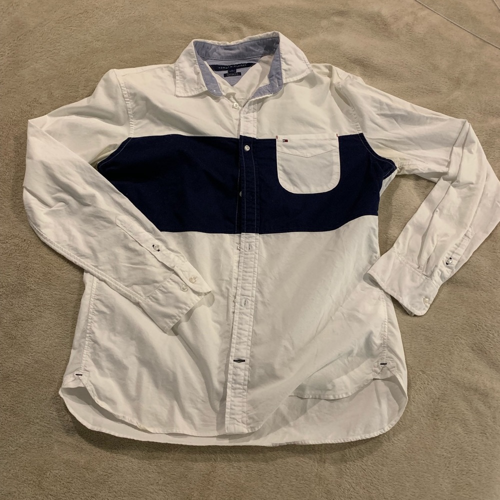 Tommy Hilfiger Men’s Long Sleeve Button Down